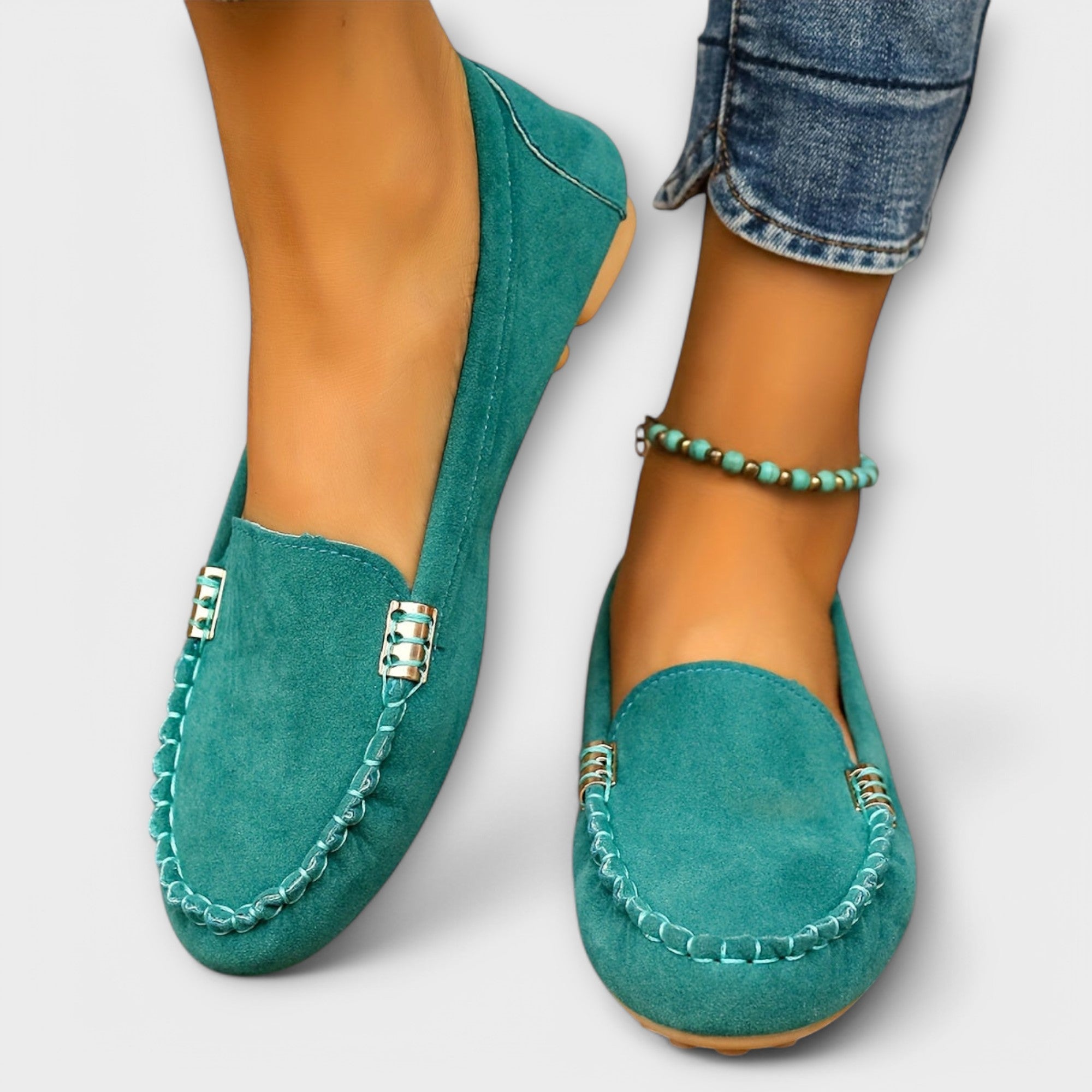 EVELORA™ | Moccasins